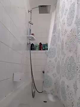 Snapshot of Chriso0007 chatting on November 14, 2025, 11:14 am Chriso0007 online show from November 14, 2025, 11:14 am