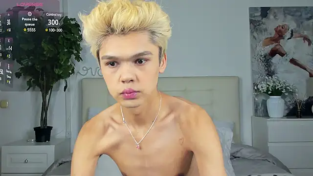 Snapshot of Felix_Rey chatting on March 7, 2025, 4:33 pm Felix Rey online show from March 7, 2025, 4:33 pm