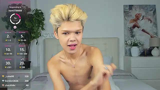 Snapshot of Felix_Rey chatting on March 10, 2025, 1:45 am Felix Rey online show from March 10, 2025, 1:45 am