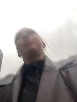 Snapshot of Sweet___Emily chatting on October 16, 2025, 1:41 pm Sweet   Emily online show from October 16, 2025, 1:41 pm