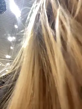 Snapshot of Sweet___Emily chatting on November 15, 2025, 1:26 pm Sweet Emily online show from November 15, 2025, 1:26 pm