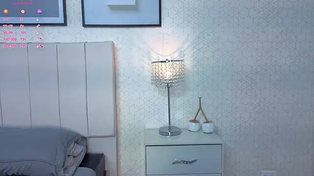 Snapshot of sky_johnson chatting on November 8, 2025, 7:06 pm sky johnson online show from November 8, 2025, 7:06 pm