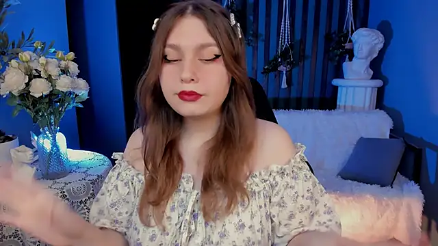 FioraMarmoris online show from April 11, 2026, 7:45 am