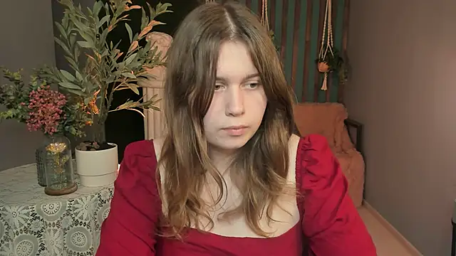 Snapshot of FioraMarmoris chatting on December 4, 2025, 1:10 pm FioraMarmoris online show from December 4, 2025, 1:10 pm