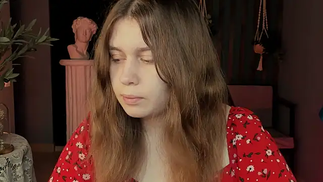 Snapshot of FioraMarmoris chatting on November 4, 2025, 5:22 am FioraMarmoris online show from November 4, 2025, 5:22 am