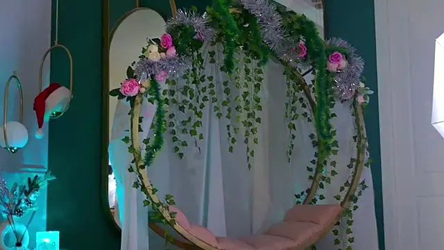 Snapshot of Eva_Natsumi chatting on December 26, 2024, 10:05 am Eva Natsumi online show from December 26, 2024, 10:05 am