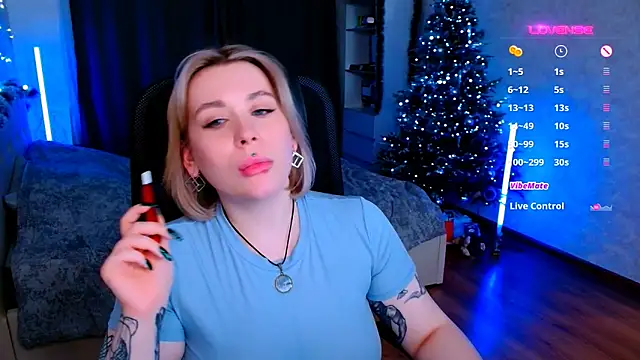 Snapshot of Blueberry-baby chatting on January 5, 2025, 11:01 pm Blueberry-baby online show from January 5, 2025, 11:01 pm