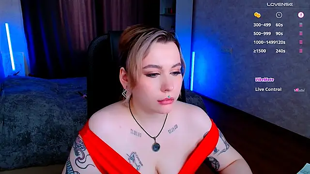 Snapshot of Blueberry-baby chatting on February 15, 2025, 1:49 pm Blueberry-baby online show from February 15, 2025, 1:49 pm