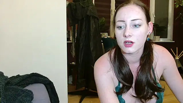 Jasmin-White online show from June 1, 2026, 11:48 pm