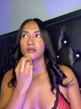 Snapshot of mailyreid chatting on November 19, 2025, 2:22 am mailyreid online show from November 19, 2025, 2:22 am