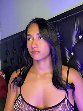 Snapshot of mailyreid chatting on November 8, 2025, 3:10 am mailyreid online show from November 8, 2025, 3:10 am