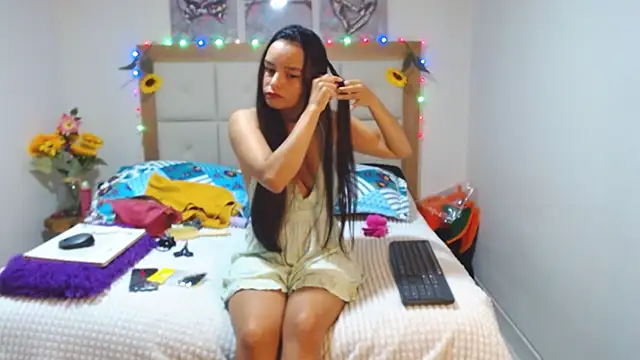 valentina hearts online show from March 3, 2025, 6:46 pm