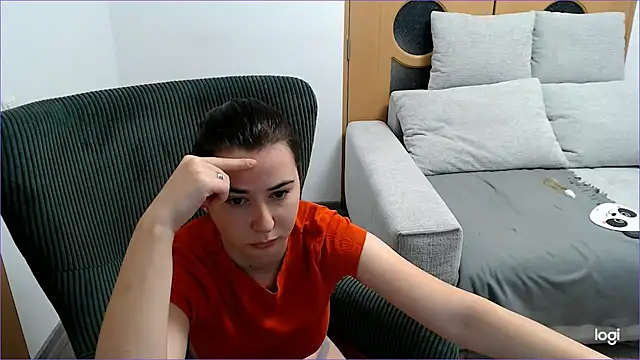 Snapshot of VioletaFlower7 chatting on November 25, 2025, 9:53 am VioletaFlower7 online show from November 25, 2025, 9:53 am