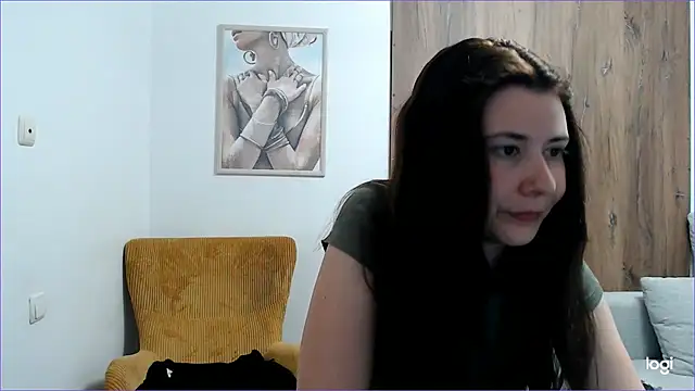 VioletaFlower7 online show from April 28, 2026, 11:03 am