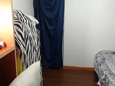 home vlak online show from April 18, 2026, 7:29 pm