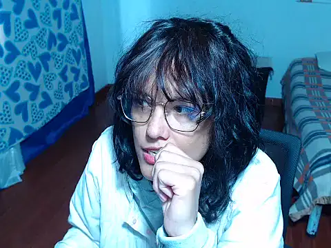 Snapshot of home_vlak chatting on January 9, 2026, 5:09 pm home vlak online show from January 9, 2026, 5:09 pm