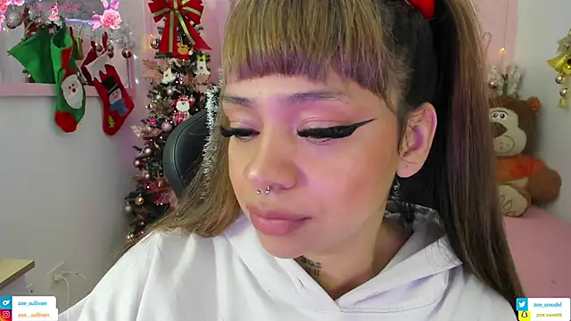 zoesullivan online show from November 28, 2025, 9:53 am