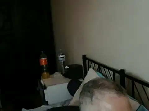 Snapshot of 100Tauros chatting on October 24, 2025, 10:03 am 100Tauros online show from October 24, 2025, 10:03 am