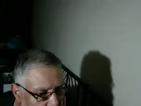 Snapshot of 100Tauros chatting on November 22, 2025, 10:19 pm 100Tauros online show from November 22, 2025, 10:19 pm