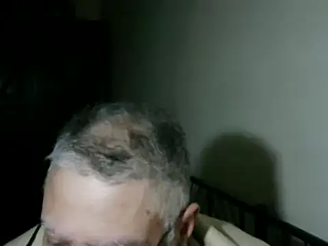 Snapshot of 100Tauros chatting on November 7, 2025, 11:08 pm 100Tauros online show from November 7, 2025, 11:08 pm