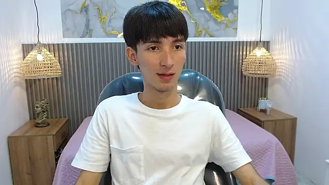 Snapshot of Jake_evans chatting on November 17, 2025, 1:15 pm Jake evans online show from November 17, 2025, 1:15 pm