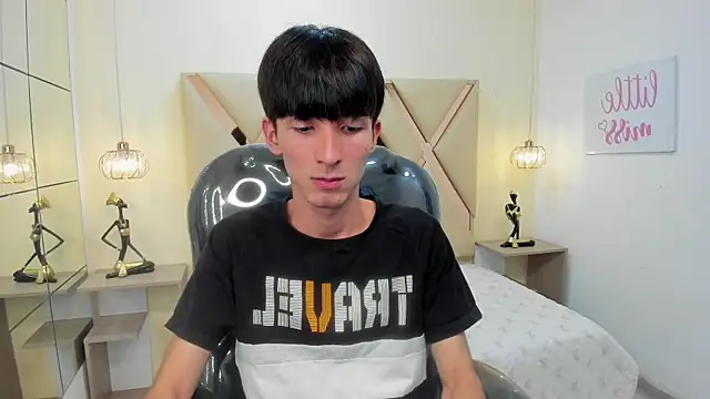 Snapshot of Jake_evans chatting on October 6, 2025, 4:02 am Jake evans online show from October 6, 2025, 4:02 am