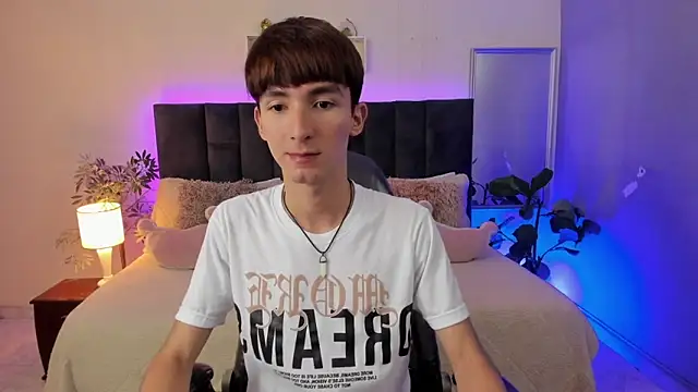 Snapshot of Jake_evans chatting on June 9, 2026, 1:45 pm Jake evans online show from June 9, 2026, 1:45 pm