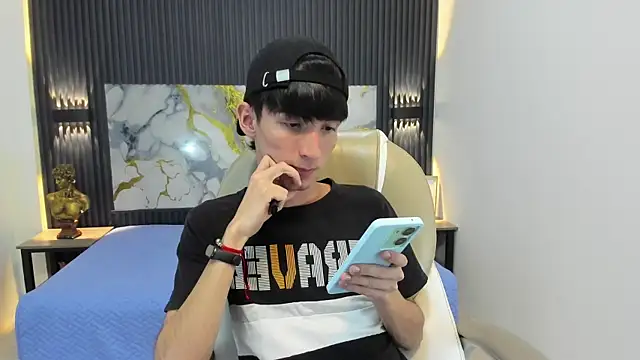 Snapshot of Jake_evans chatting on September 30, 2025, 8:04 pm Jake evans online show from September 30, 2025, 8:04 pm