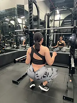 Snapshot of zui_lu chatting on March 2, 2025, 4:17 am zui lu online show from March 2, 2025, 4:17 am