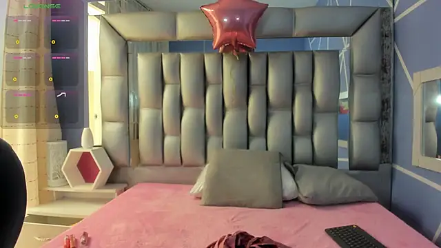 sophia ny online show from December 4, 2025, 2:27 pm