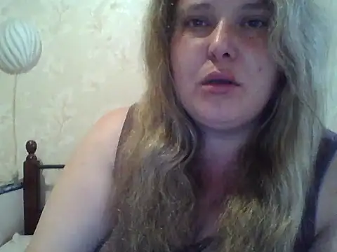 ParisMimi online show from June 10, 2026, 9:10 am