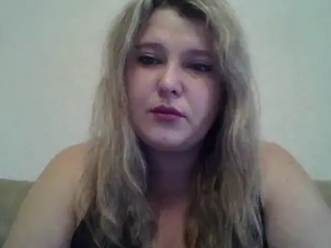 ParisMimi online show from December 17, 2025, 8:52 am