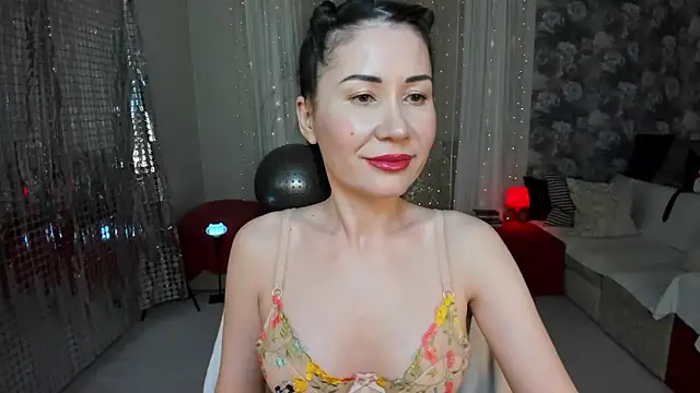 Snapshot of KarinaSweeety chatting on April 20, 2026, 7:33 am KarinaSweeety online show from April 20, 2026, 7:33 am