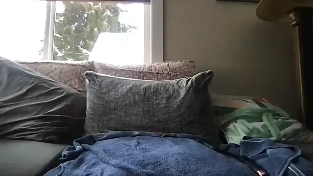 Snapshot of cliveokanagan24 chatting on December 2, 2025, 7:59 pm cliveokanagan24 online show from December 2, 2025, 7:59 pm