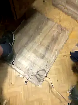 Snapshot of Ariel_Ari chatting on November 6, 2025, 11:42 pm Ariel Ari online show from November 6, 2025, 11:42 pm