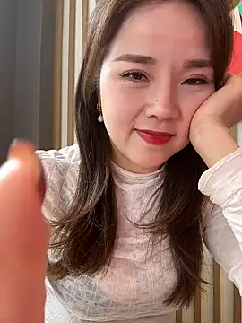 Efangfang online show from February 6, 2025, 5:46 am