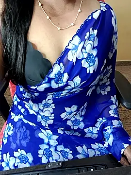 Snapshot of Adwithaa chatting on February 18, 2026, 4:54 am Adwithaa online show from February 18, 2026, 4:54 am