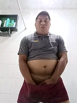 Snapshot of Riatatuil chatting on November 27, 2025, 9:48 pm Riatatuil online show from November 27, 2025, 9:48 pm