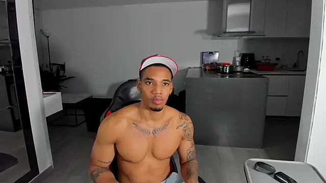 Snapshot of TROYWESLY- chatting on November 8, 2025, 3:21 am TROYWESLY- online show from November 8, 2025, 3:21 am