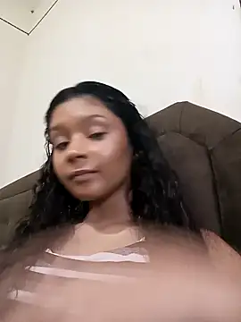 Snapshot of heleny901 chatting on December 2, 2024, 11:46 pm heleny901 online show from December 2, 2024, 11:46 pm