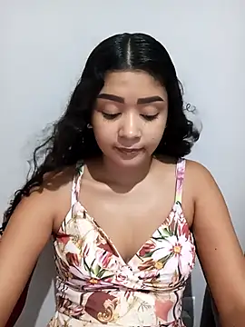 Snapshot of heleny901 chatting on November 21, 2025, 8:41 pm heleny901 online show from November 21, 2025, 8:41 pm