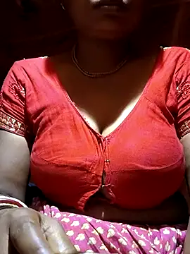 Snapshot of DARK_WINE_ chatting on February 28, 2025, 9:23 pm DARK WINE  online show from February 28, 2025, 9:23 pm