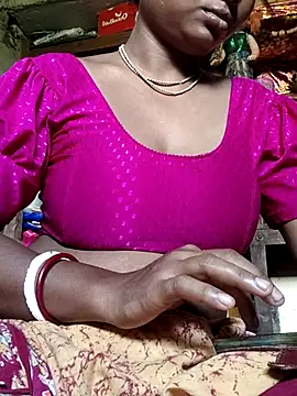 Snapshot of DARK_WINE_ chatting on September 18, 2025, 5:21 am DARK WINE  online show from September 18, 2025, 5:21 am