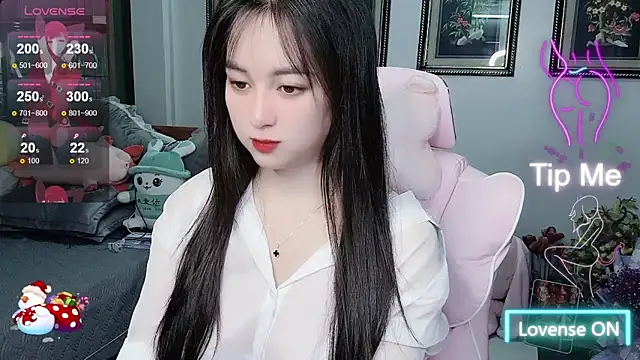 Snapshot of _Nana_20 chatting on November 12, 2025, 9:13 am Nana 20 online show from November 12, 2025, 9:13 am