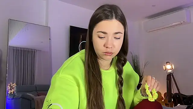 Snapshot of Mika_Miller chatting on February 3, 2026, 8:14 pm Mika Miller online show from February 3, 2026, 8:14 pm