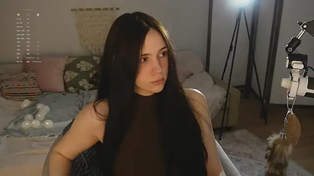 jennetdoll online show from April 17, 2026, 6:44 pm