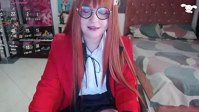 Avril2001 online show from November 12, 2025, 3:32 am