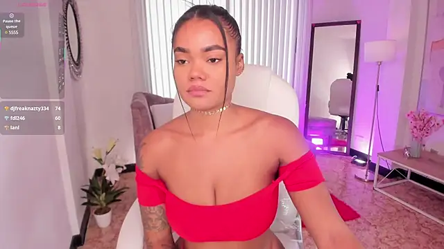 Snapshot of madisson_davon chatting on March 20, 2025, 1:37 pm madisson davon online show from March 20, 2025, 1:37 pm