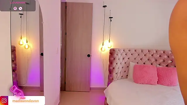 madisson davon online show from March 1, 2026, 3:01 pm