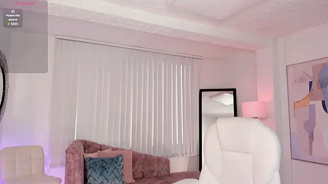 Snapshot of madisson_davon chatting on February 12, 2025, 7:56 pm madisson davon online show from February 12, 2025, 7:56 pm